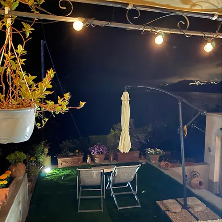 Vakantiehuis Resta Cu Mme Praiano