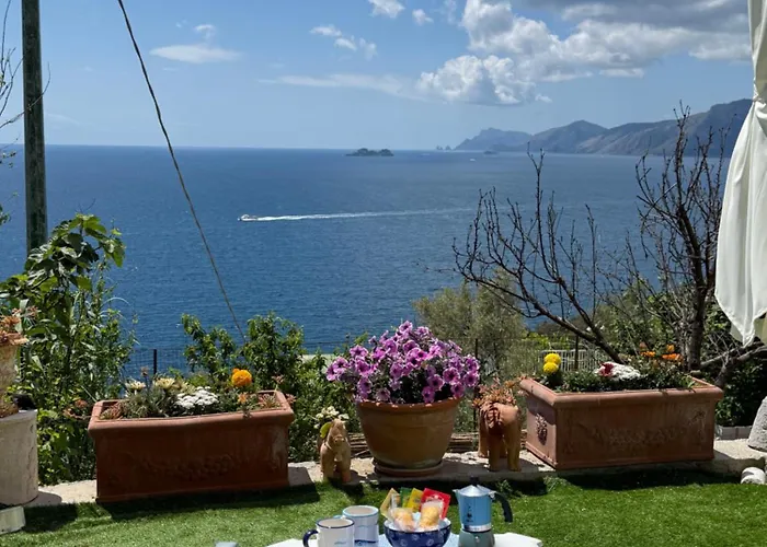 Nyaraló Resta Cu Mme Praiano